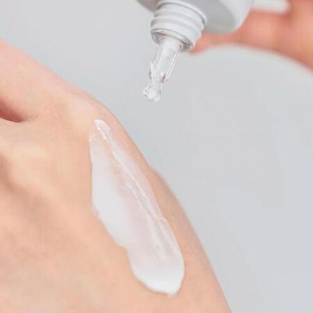 small_Celimax_Dual_Barrier_Skin_Wearable_Cream_-_1_